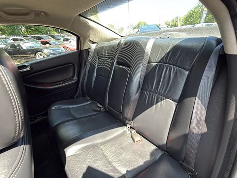 Used 2002 Chrysler Sebring LXi w/ Security Group FWD image 24