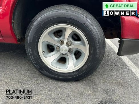 Used 2003 Chevrolet S10 Pickup LS image 18