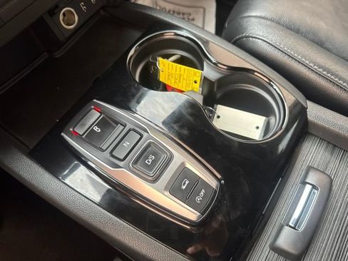 Used 2017 Honda Pilot Touring image 24