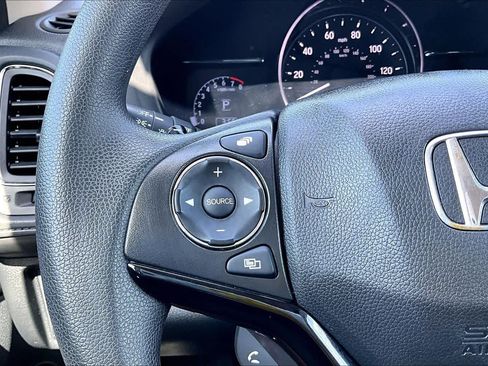 Used 2021 Honda HR-V EX image 24