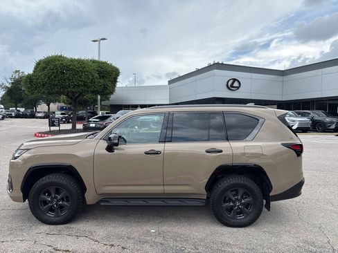 Certified 2025 Lexus LX 700h Overtrail w/ Accessory Package (Z1) AWD/4WD image 2