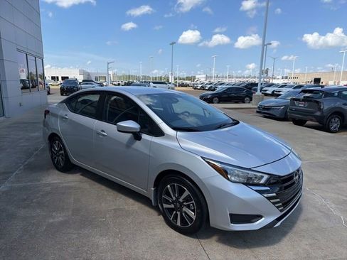 Certified 2025 Nissan Versa SV w/ Trunk Package FWD image 5