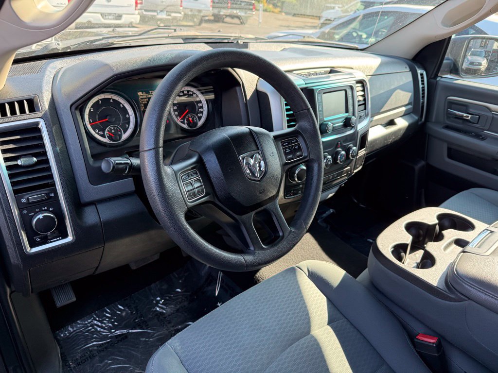 Used 2018 RAM 1500 Classic SLT AWD/4WD image 19