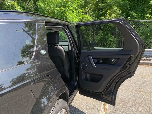 Certified 2024 Land Rover Discovery Sport S image 19