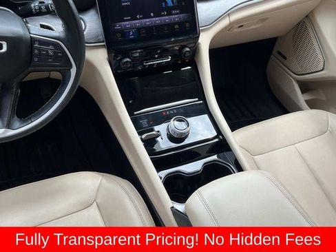 Used 2022 Jeep Grand Cherokee L Limited AWD/4WD image 14