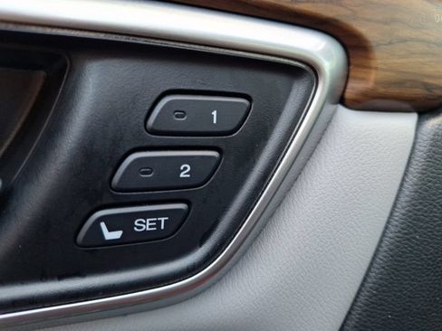 Used 2022 Honda CR-V Touring image 27