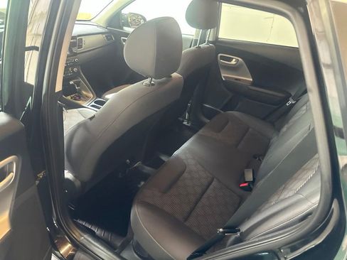 Used 2019 Kia Niro LX FWD image 21