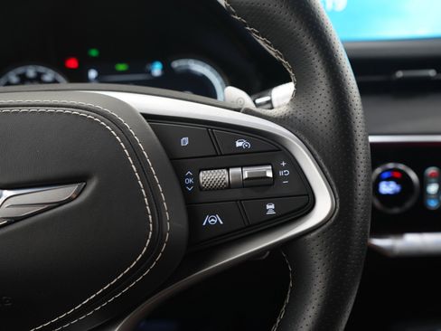 Used 2023 Genesis Electrified GV70 AWD/4WD image 25