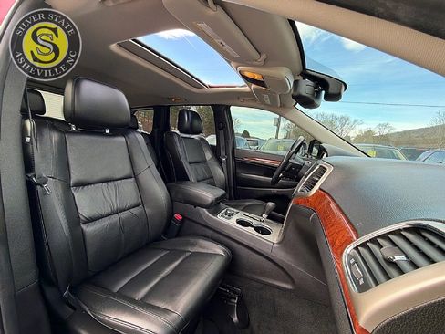 Used 2013 Jeep Grand Cherokee Limited image 16