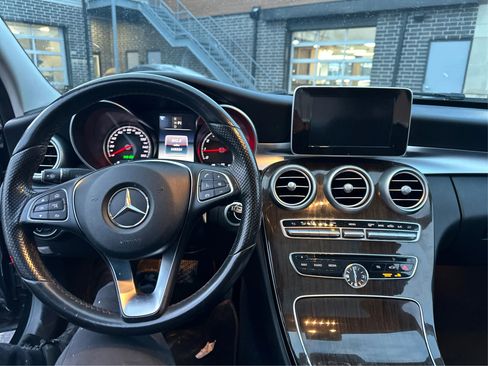 Used 2016 Mercedes-Benz C 300 4MATIC Sedan image 15