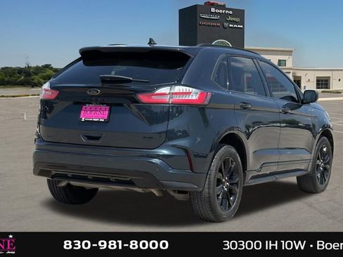 Used 2024 Ford Edge SE w/ Black Appearance Package AWD/4WD image 3