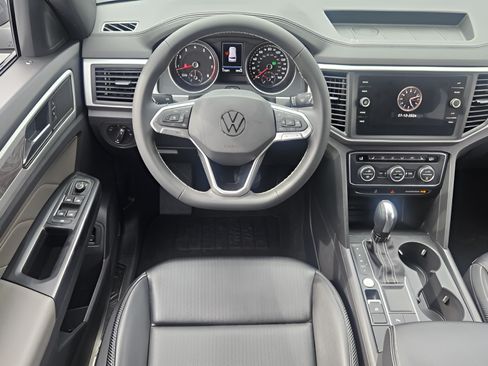Used 2021 Volkswagen Atlas Cross Sport SE FWD image 17