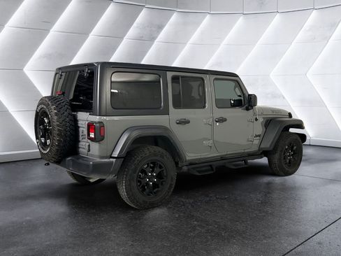 Used 2021 Jeep Wrangler Unlimited Sport AWD/4WD image 4