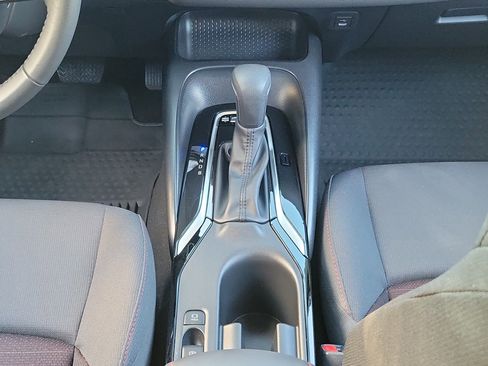 Used 2024 Toyota Corolla SE image 18