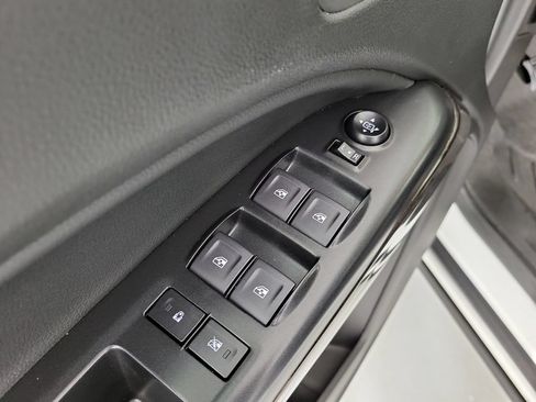 Used 2022 GMC Canyon Elevation w/ Elevation Premium Package AWD/4WD image 17