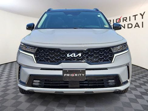 Used 2022 Kia Sorento SX FWD image 2