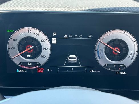 Certified 2023 Kia Niro Wind FWD image 29