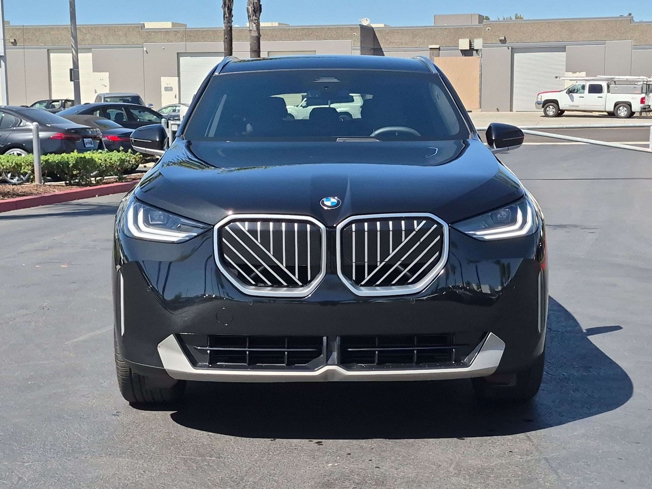 Used 2026 BMW X3 xDrive30i w/ Convenience Package AWD/4WD image 3