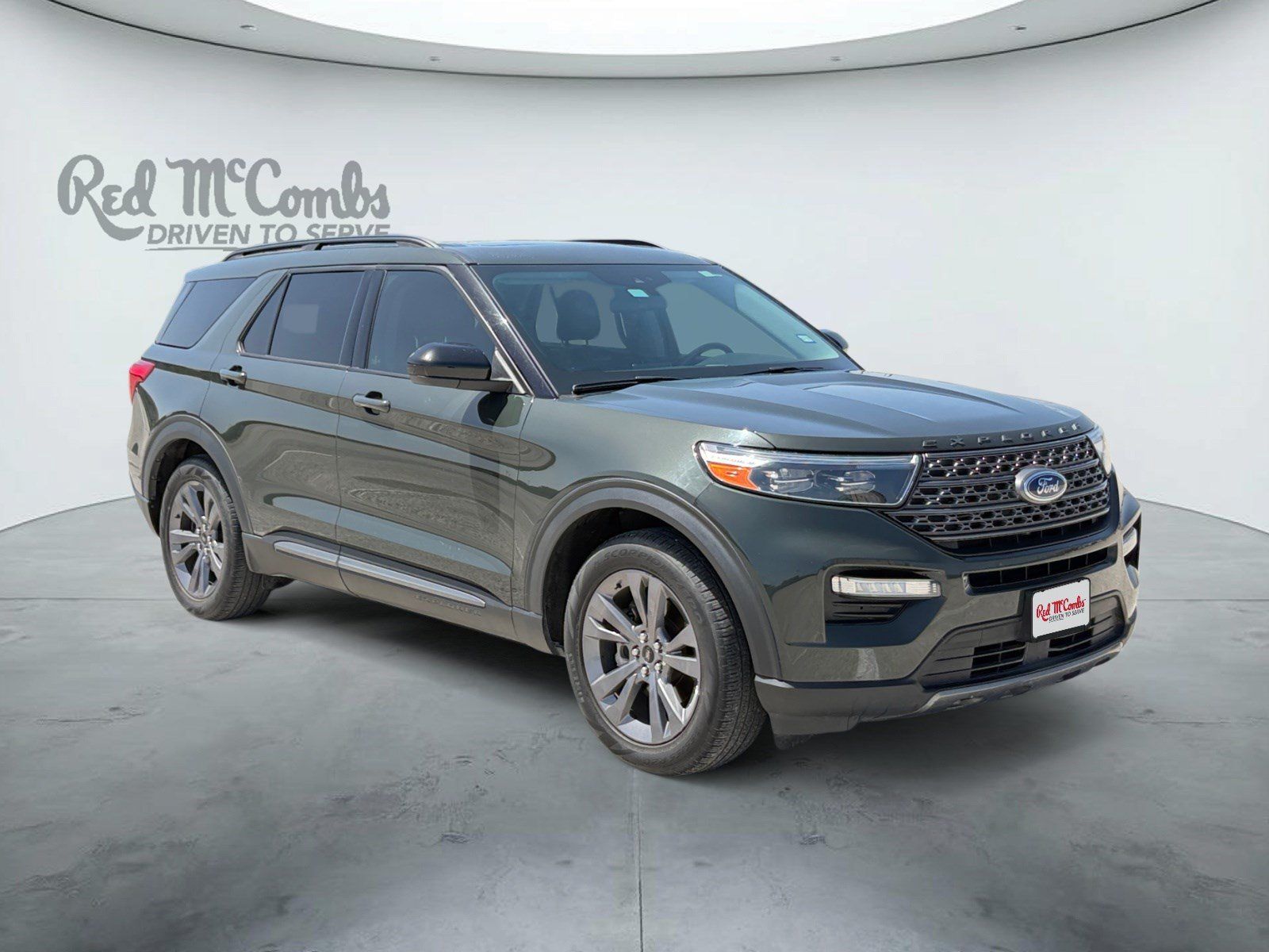 Used 2022 Ford Explorer XLT w/ Equipment Group 202A RWD image 3