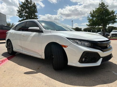 Used 2018 Honda Civic EX image 4