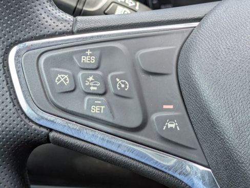 Used 2021 Chevrolet Equinox LT AWD/4WD image 22