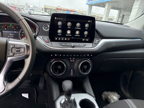 Used 2025 Chevrolet Blazer LT image 22