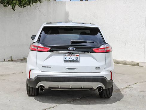 Used 2019 Ford Edge SEL w/ Equipment Group 201A FWD image 8