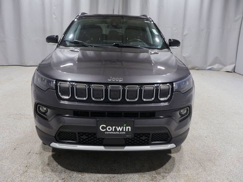 Certified 2022 Jeep Compass Limited w/ Sun and Sound Group image 9