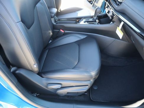 New 2026 Jeep Compass Latitude image 13