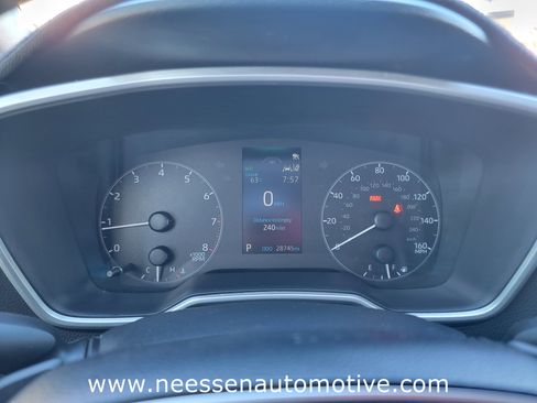 Used 2024 Toyota Corolla SE w/ SE Package image 19