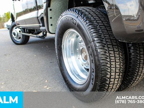 Used 2024 Ford F350 King Ranch image 15