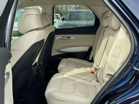 New 2026 Genesis GV70 2.5T Advanced image 9