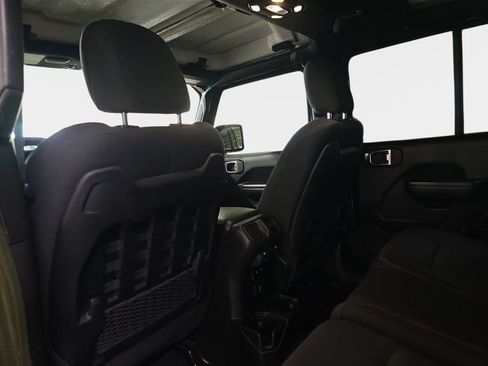 Used 2021 Jeep Wrangler Unlimited Rubicon image 16