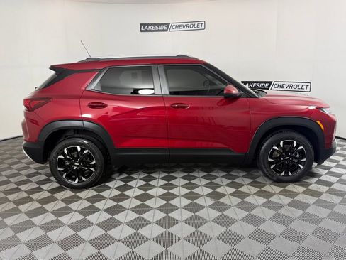 Used 2021 Chevrolet TrailBlazer LT w/ Convenience Package AWD/4WD image 7