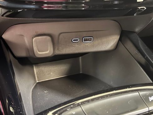 Used 2024 Chevrolet Trax ACTIV w/ Driver Confidence Package FWD image 32
