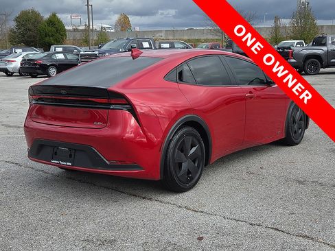 Used 2023 Toyota Prius LE image 5