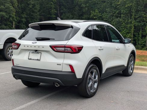 New 2025 Ford Escape ST-Line w/ Equipment Group 301A image 3