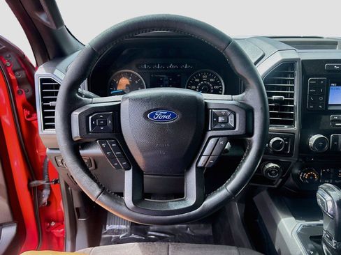 Used 2018 Ford F150 XLT w/ Equipment Group 301A Mid RWD image 11