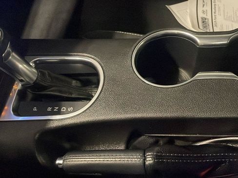 Used 2019 Ford Mustang Coupe RWD image 19