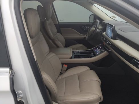 Used 2020 Lincoln Aviator Reserve w/ Equipment Group 202A AWD/4WD image 21