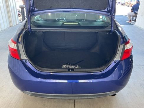Used 2014 Toyota Corolla S image 16