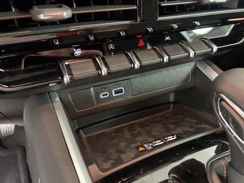 New 2026 Chevrolet Colorado Z71 w/ Z71 Convenience Package 2 image 22