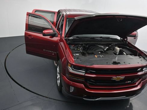 Used 2017 Chevrolet Silverado 1500 LT w/ All Star Edition AWD/4WD image 25