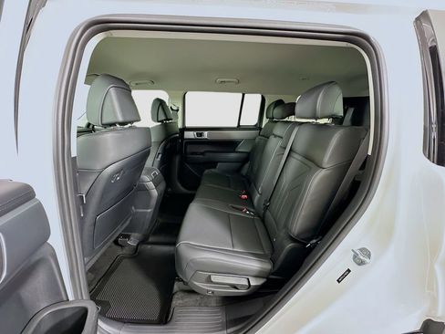 New 2026 Hyundai Santa Fe SEL image 16