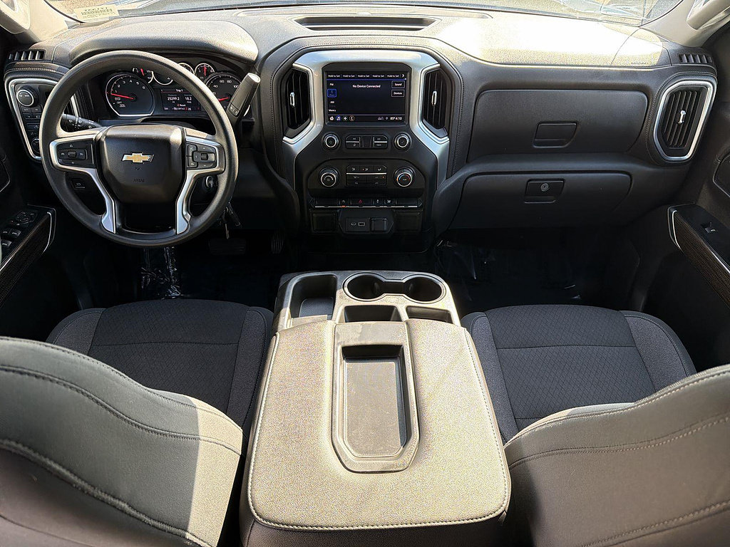 Used 2020 Chevrolet Silverado 1500 LT AWD/4WD image 18