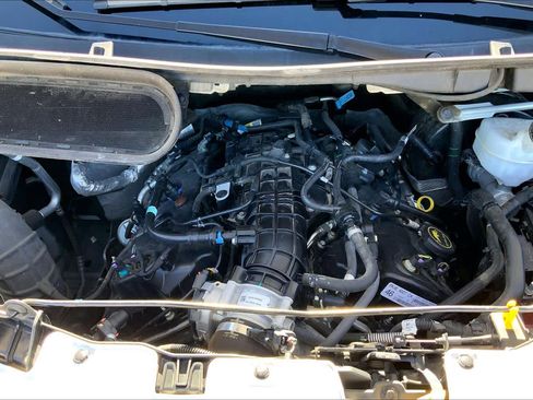 Used 2023 Ford Transit 350 XLT image 33