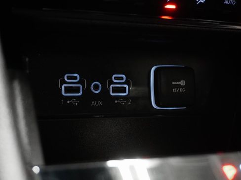 Certified 2024 Jeep Grand Cherokee Laredo image 28