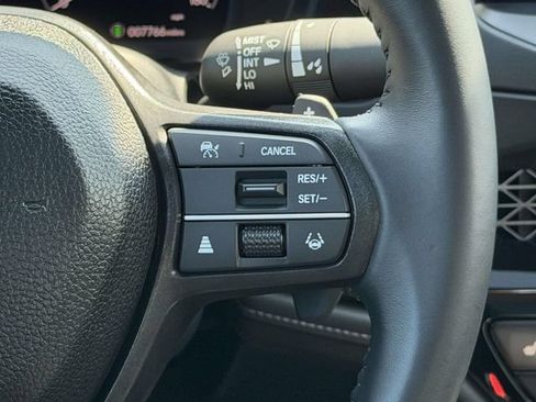 Used 2025 Honda Accord Sport image 18