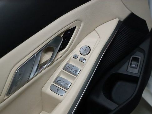 Certified 2025 BMW 330i xDrive Sedan w/ Premium Package image 16