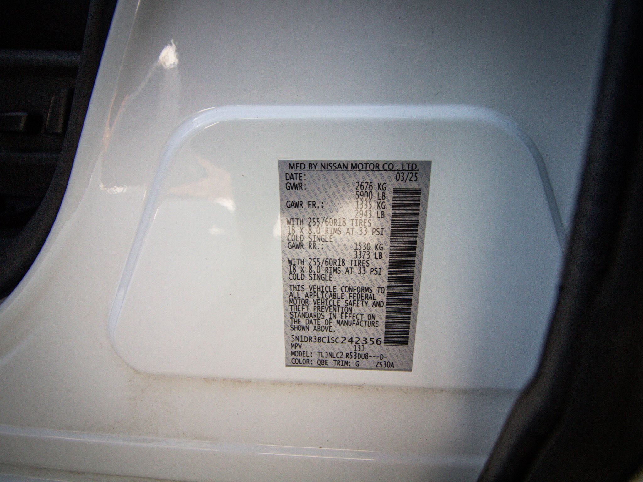 Used 2025 Nissan Pathfinder SV AWD/4WD image 34